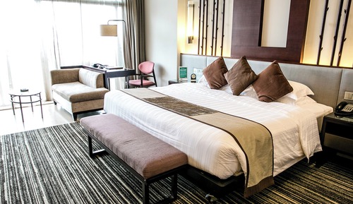 Premier Room