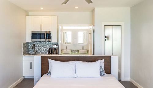 Standard Suite, Beach View