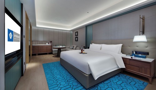 Executive Suite, 1 King Bed, Non Smoking (South Building)