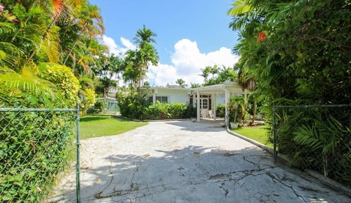 House, 2 Bedrooms