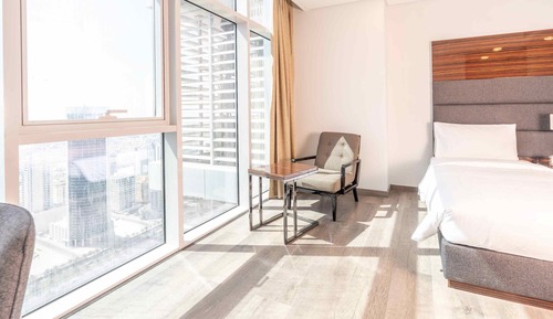One Bedroom Suite Twin Sea View