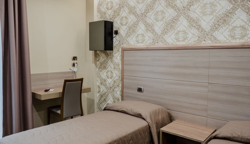 Comfort Twin Room