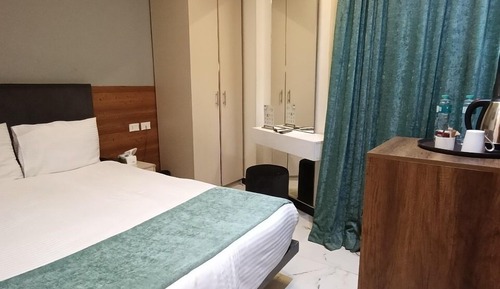 Superior Single Room