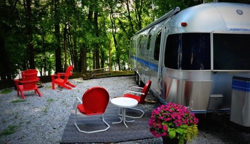 Vintage Airstream - Emmy Lou