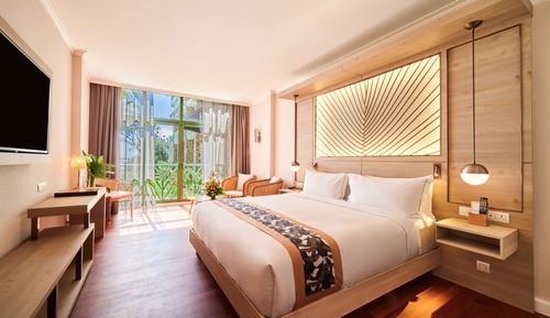Standard Room, 1 King Bed
