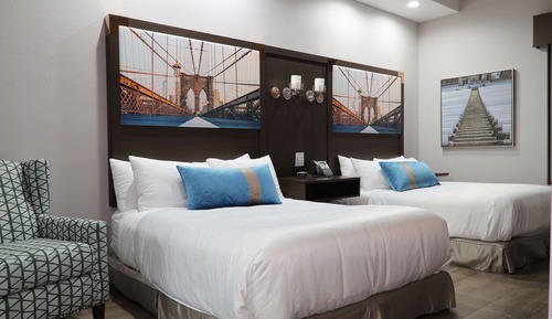 Suite, 2 Queen Beds, Accessible, Kitchen (with Sofabed)
