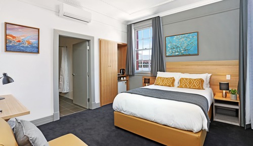 Deluxe Double Room, 1 Queen Bed, Accessible, Non Smoking