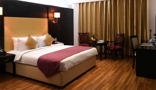 Superior Room, 1 King Bed