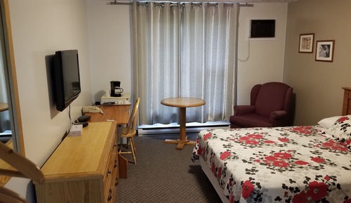 Standard Room, 1 Queen Bed, Non Smoking
