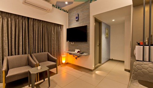 Honeymoon Room