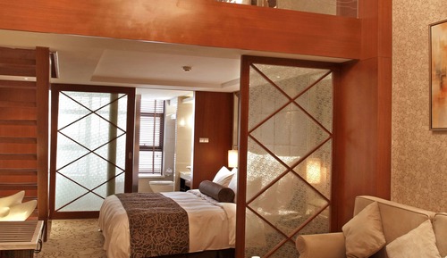 Standard Loft, Multiple Beds