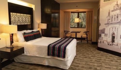 Suite, 1 King Bed