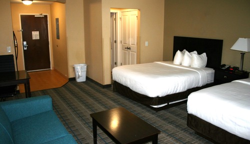 Suite, Multiple Beds, Accessible, Non Smoking (Efficiency, Upgrade)