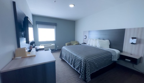 Standard Room, 1 King Bed, Non Smoking