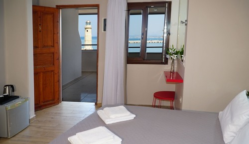 Classic Triple Room, Sea View