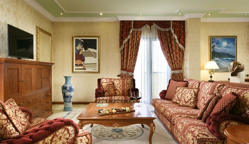 Executive Suite