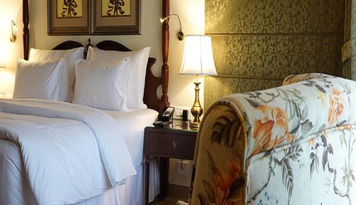 Deluxe Suite with Valley View and Private Sitting Area