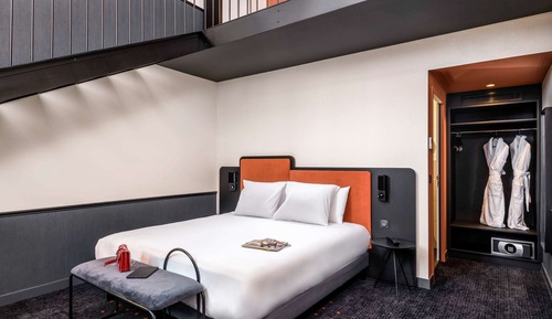 Junior Suite, 1 King Bed