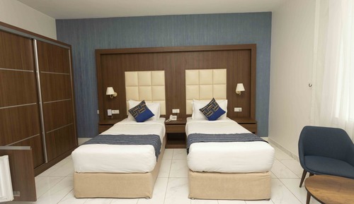 Standard Twin Room, City View