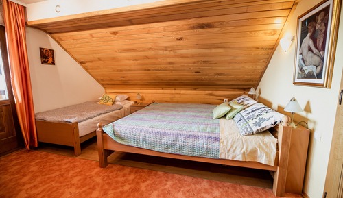 Cottage (Two bedroom country house)
