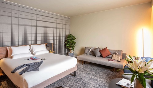 Junior Suite, 1 Queen Bed