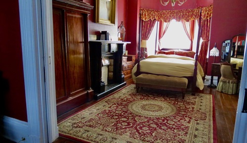 Presidential Apartment