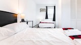 Studio, Multiple Beds
