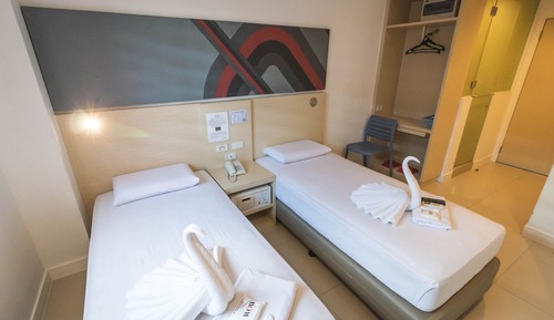 Deluxe Twin Room