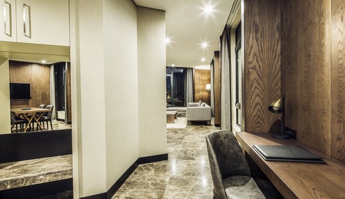 Presidental Suite King Mountain