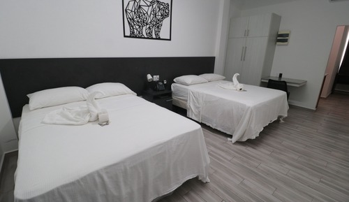 Deluxe Double Room, 2 Bedrooms, Non Smoking