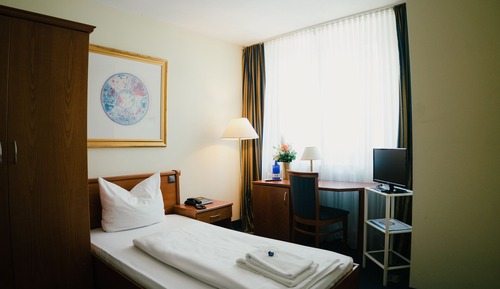 Classic Single Room