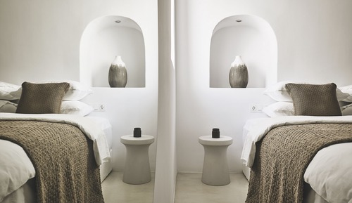 Luxury Studio Suite (Caparis)