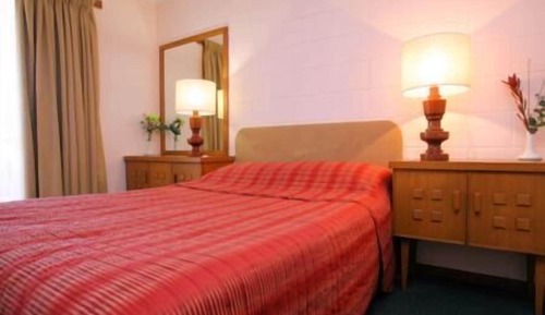 Room, 2 Bedrooms (Self Contained)