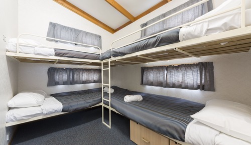 Wattle Glen Cabin (2 Bedroom)