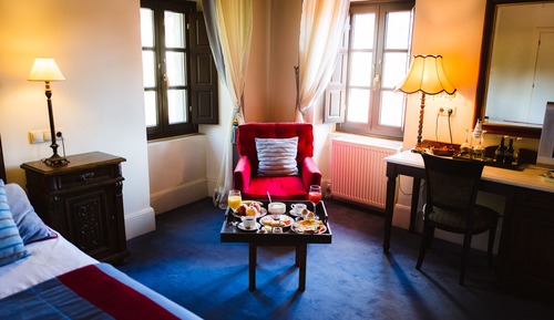 Suite, Mountain View