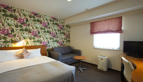 Lady's Floor Deluxe Single Room