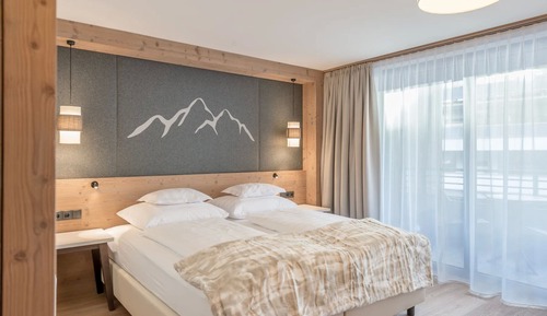 Family Room, Multiple Bedrooms, Balcony, Mountain View
