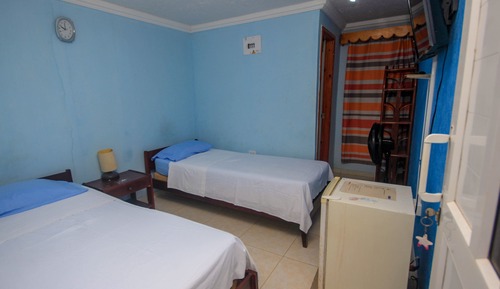 Basic Twin Room, 2 Twin Beds, Private Bathroom