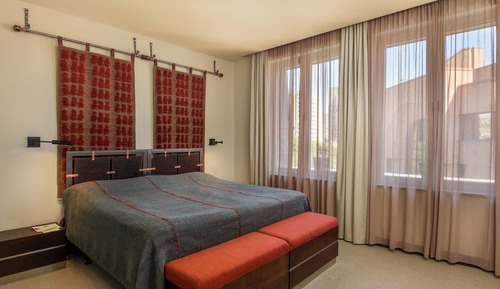 Standard Room, 1 King Bed, Non Smoking
