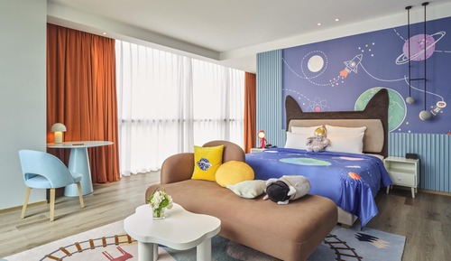 Deluxe Room, 1 Queen Bed