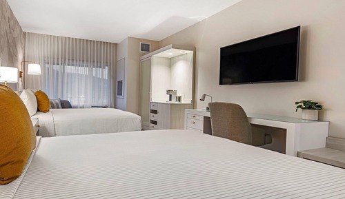 Room, 2 Queen Beds, Accessible, Non Smoking