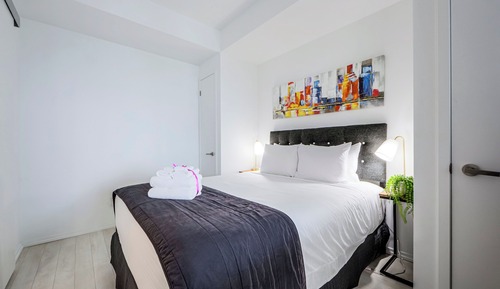 Condo, 1 Bedroom, Accessible, Smoking