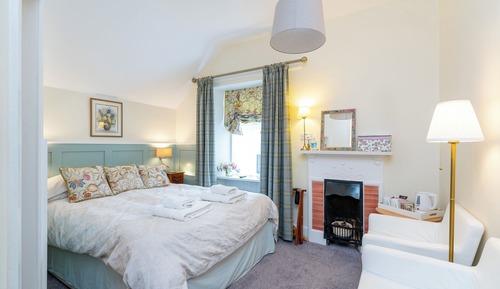 Traditional Double Room, Ensuite (Standard King)