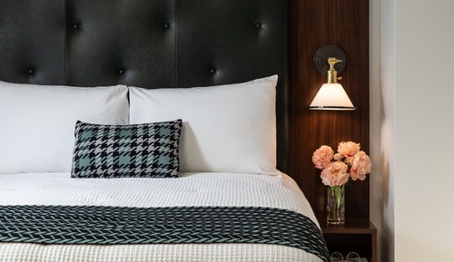 Classic Room, 1 Queen Bed