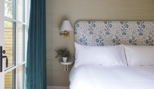 Standard Room, 1 King Bed, Patio, Ground Floor