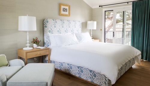 Premier Room, 1 King Bed, Bathtub, Partial Ocean View