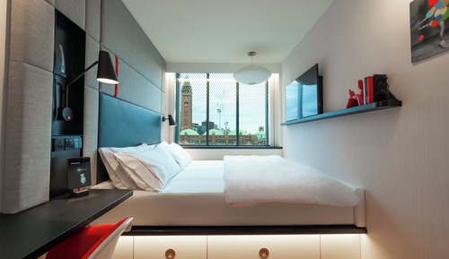 Room, 1 King Bed, City View