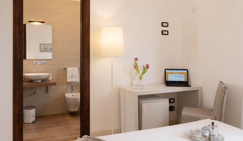 Double Room (Batosta)