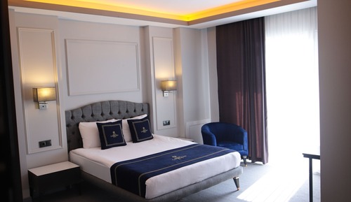 Comfort Single Room, 1 Double Bed, Smoking, City View