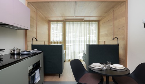 Medium Studio